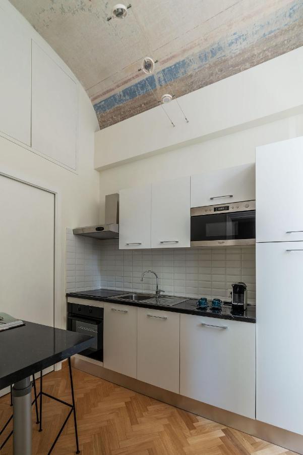 Castro Pretorio 3 - Fromhometorome Rom